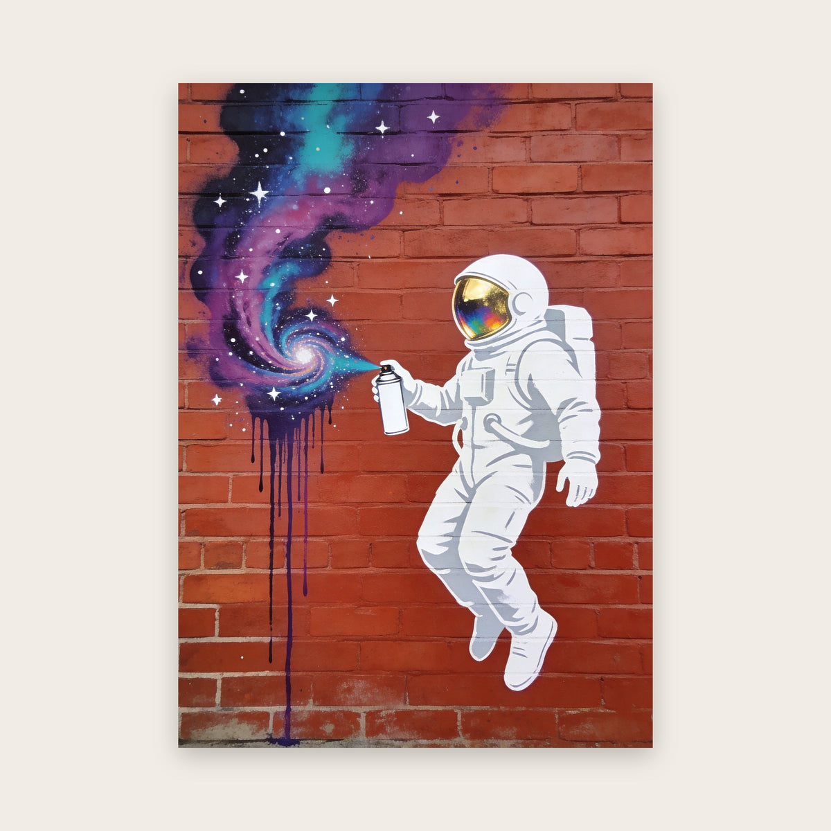 Affiche street art : astronaute en apesanteur à visière dorée peignant à la bombe une galaxie violette et turquoise sur un mur de briques rouges
