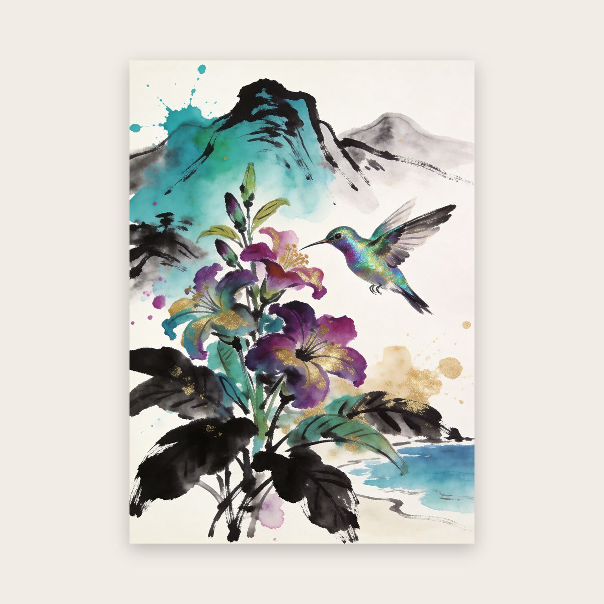 Affiche encre et aquarelle : colibri irisé volant vers des fleurs violettes, traits d’encre noire, lavis turquoise et éclaboussures dorées
