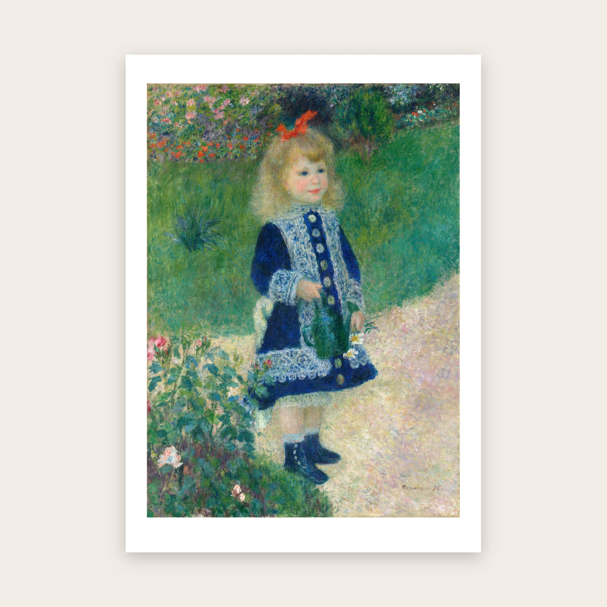 Affiche La Petite Fille à l'arrosoir d'après Renoir : fillette en robe bleu nuit, arrosoir vert, jardin fleuri, marge blanche