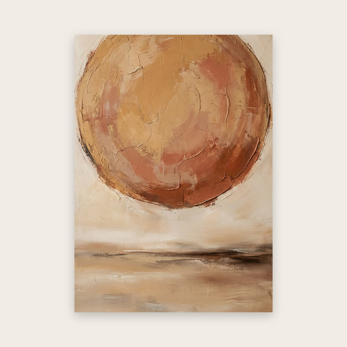 Tableau wabi sabi : grand disque couleur argile, ocre et terre cuite craquelés, au-dessus d'un horizon flou beige et taupe sur fond crème